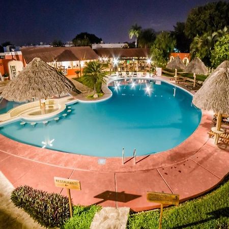 מרידה Hacienda Inn Aeropuerto מראה חיצוני תמונה
