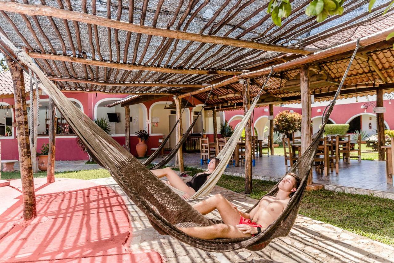מרידה Hacienda Inn Aeropuerto מראה חיצוני תמונה